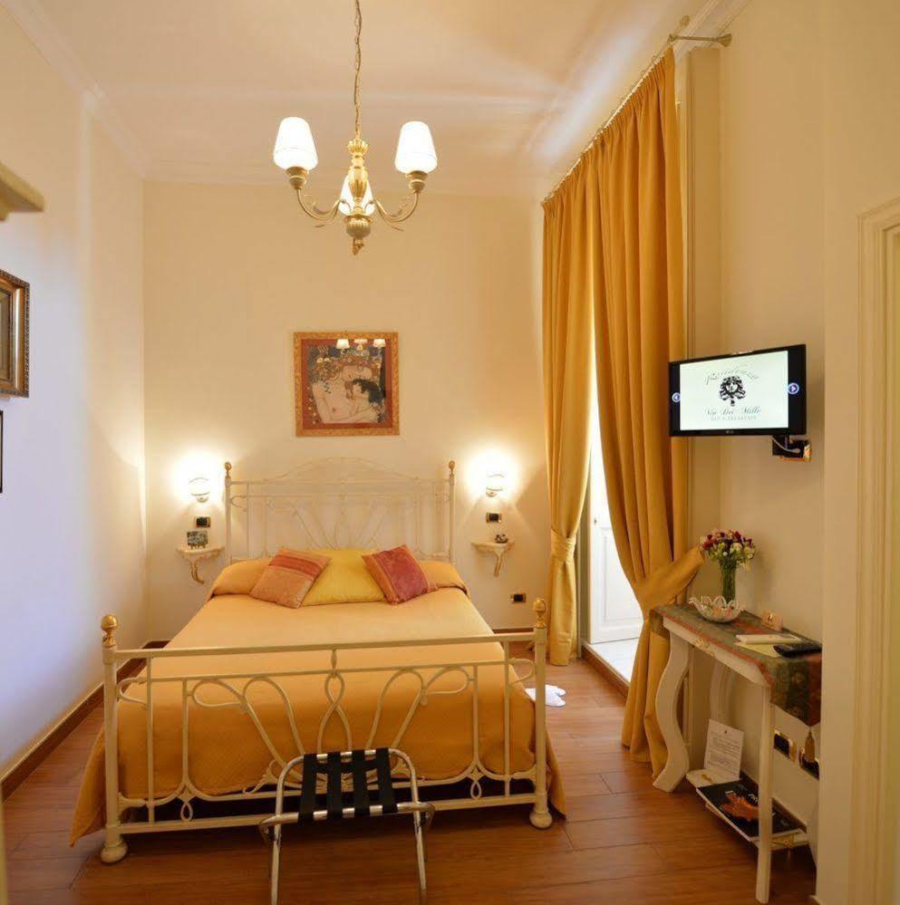 نابولي B&B Residenza Via Dei Mille المظهر الخارجي الصورة